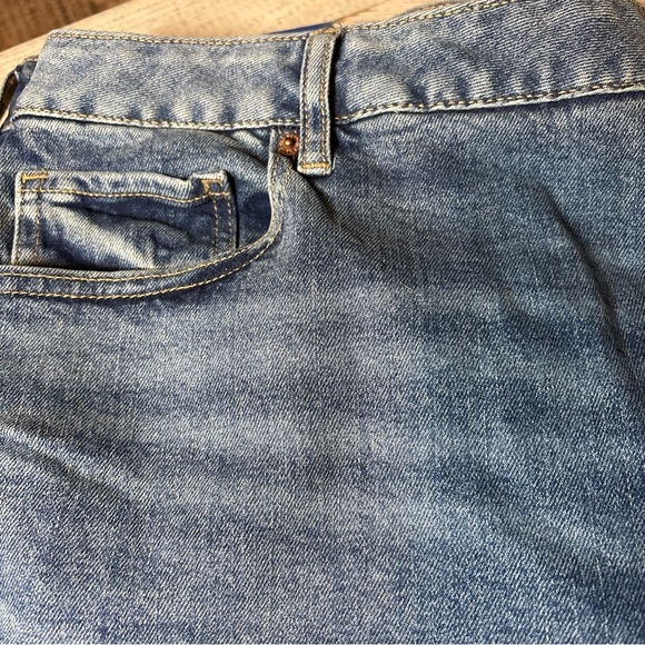 Old Navy Jeans Button-Fly High-Waisted O.G. Straight Cut-Off Size 26 - Picture 12 of 16